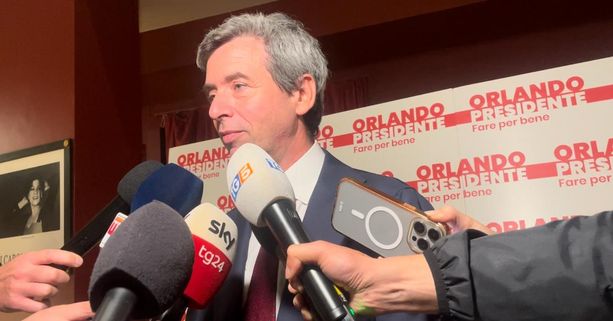 Andrea Orlando chiude la campagna elettorale al Politeama soldout: "Vogliamo vincere per impedire il terzo mandato di Toti" Andrea Orlando chiude la campagna elettorale al Politeama soldout: "Vogliamo vincere per impedire il terzo mandato di Toti"