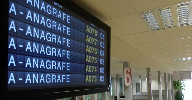 La Torino “in coda all’Anagrafe”: 12.000 pratiche arretrate, il Comune corre ai ripari La Torino “in coda all’Anagrafe”: 12.000 pratiche arretrate, il Comune corre ai ripari