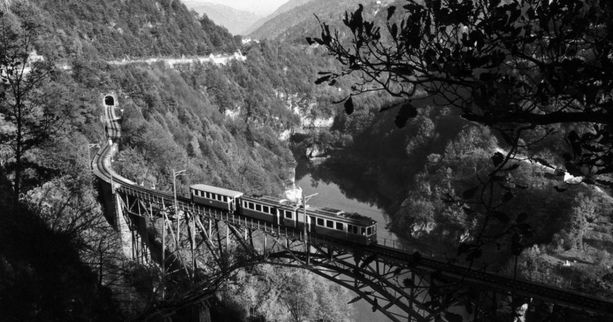 Un viaggio nel tempo a bordo del treno storico Locarno-Camedo