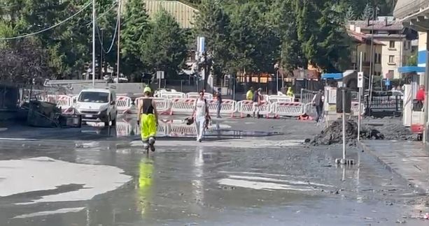 Tsunami a Bardonecchia, il racconto di una mamma: “L’It-Alert non ha funzionato, sono state ore di angoscia” Tsunami a Bardonecchia, il racconto di una mamma: “L’It-Alert non ha funzionato, sono state ore di angoscia”