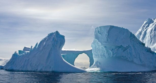Antartide andata e ritorno: la nave rompighiaccio ‘Laura Bassi’ riporta in Italia campioni scientifici Antartide andata e ritorno: la nave rompighiaccio ‘Laura Bassi’ riporta in Italia campioni scientifici