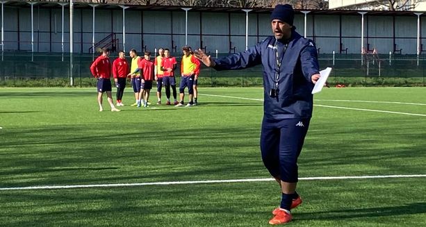 Domani torna Porro a Masnago: «Punto e a capo, giochiamo in 500 e arriviamo in fondo». Lettera di un tifoso: «Giocatori, sudore e non lacrime. Salviamoci assieme»