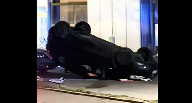 Auto si ribalta in via Sanvito Silvestro e finisce sul piazzale del benzinaio della Q8, paura per due ragazzi