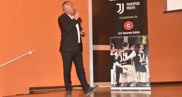 Gavirate e il suo presidente, ovvero un altro calcio è ancora possibile. «Persone, strutture, idee: noi partiamo da qui. E da 300 ragazzini con la maglia della Juve»
