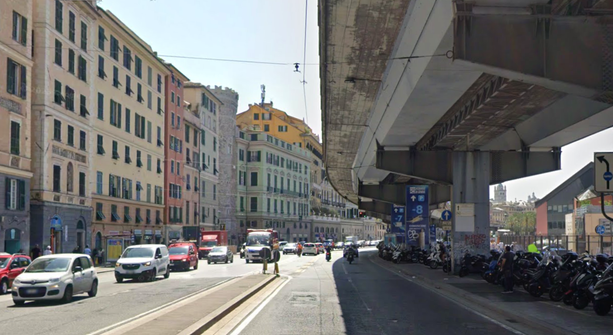 Studente francese trovato morto in un appartamento in via Gramsci, la Procura dispone l'autopsia Studente francese trovato morto in un appartamento in via Gramsci, la Procura dispone l'autopsia