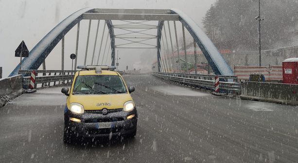 Maltempo in Granda: nevicate sull'arco alpino [FOTO]