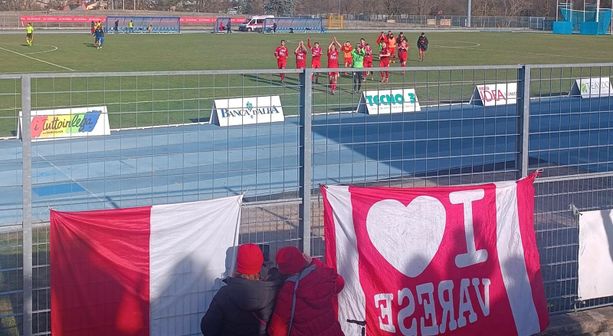 Stampi apre, Ferrari conserva e Musumeci chiude (2-0): quando il Varese vince con i giovani è sempre festa