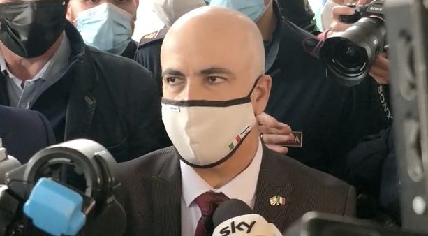 L'ambasciatore di Israele al Regina Margherita: "Preghiamo tutti per Eitan" (VIDEO) L'ambasciatore di Israele al Regina Margherita: "Preghiamo tutti per Eitan" (VIDEO)