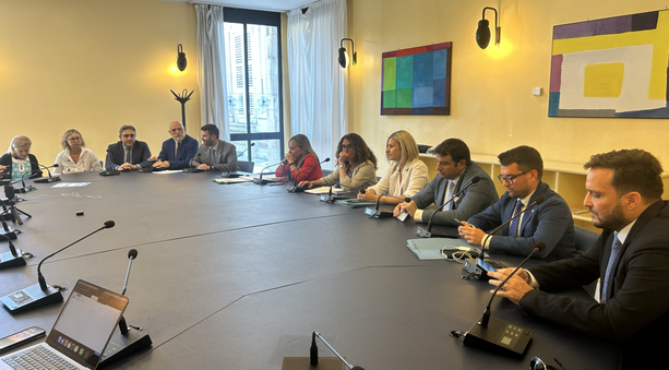 Caos in Consiglio, l’opposizione abbandona l’aula e accusa la giunta: “Colpo di mano sull’IMU, negata ogni forma di confronto”