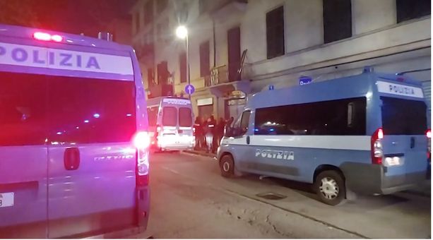 Blitz contro la mafia nigeriana: a Mondovì uno dei capi di un’organizzazione nazionale dedita a spaccio e rapine Blitz contro la mafia nigeriana: a Mondovì uno dei capi di un’organizzazione nazionale dedita a spaccio e rapine
