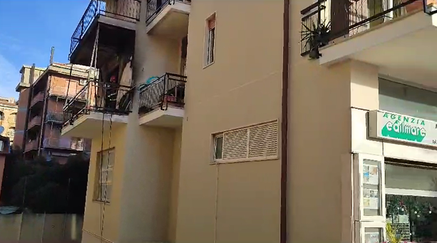 Incendio in appartamento ad Andora: lo stabile è inagibile Incendio in appartamento ad Andora: lo stabile è inagibile