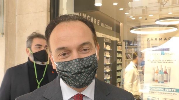 Piemonte in zona rossa da lunedì, Cirio attacca il metodo: "Inaccettabile che sia diventato ufficiale il venerdì sera" Piemonte in zona rossa da lunedì, Cirio attacca il metodo: "Inaccettabile che sia diventato ufficiale il venerdì sera"