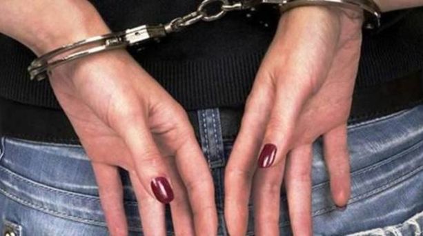 Lite tra le mura domestiche: accoltellato un italiano di 50 anni Lite tra le mura domestiche: accoltellato un italiano di 50 anni