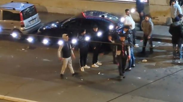 Fuochi d'artificio e spari in strada: serata di paura ad Aurora