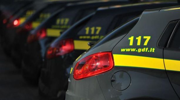 Savona, celebrato il 249° anniversario della Fondazione della Guardia di Finanza: il bilancio operativo del comando provinciale Savona, celebrato il 249° anniversario della Fondazione della Guardia di Finanza: il bilancio operativo del comando provinciale