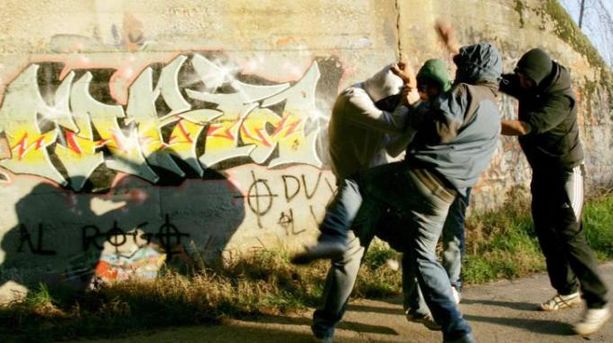 La Baby gang era il terrore delle vie del centro di Torino: arrestati due minorenni, identificati 32 giovani