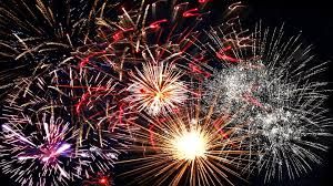 Capodanno, a Torino il divieto dei "botti" fa flop: a mezzanotte si scatenano fuochi e petardi Capodanno, a Torino il divieto dei "botti" fa flop: a mezzanotte si scatenano fuochi e petardi