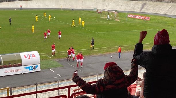Il grande cuore del Varese (e di Ezio Rossi): 4-0 al Ligorna e il Franco Ossola in piedi ad applaudire Il grande cuore del Varese (e di Ezio Rossi): 4-0 al Ligorna e il Franco Ossola in piedi ad applaudire