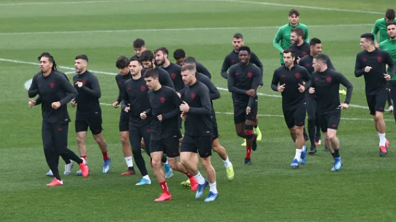 ULTIM'ORA CALCIO - &quot;Allenamenti di squadra dal 18 maggio&quot;. Serie A ancora in sospeso