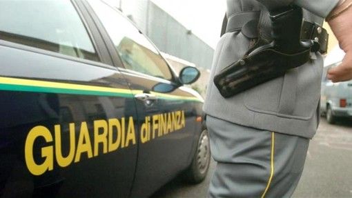 Scoperta dai finanzieri una frode fiscale da 35 milioni e 1.800 lavoratori irregolari