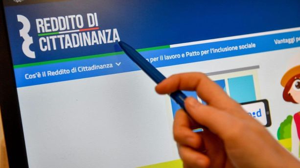 Individuati 250 extracomunitari che percepivano illecitamente reddito di cittadinanza