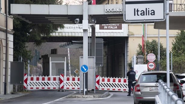 Dal Ticino al Varesotto per fare la spesa? Sì, ma con il Green Pass