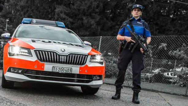 Fuga da film sulle strade del Canton Ticino: in auto 100 chili di hashish