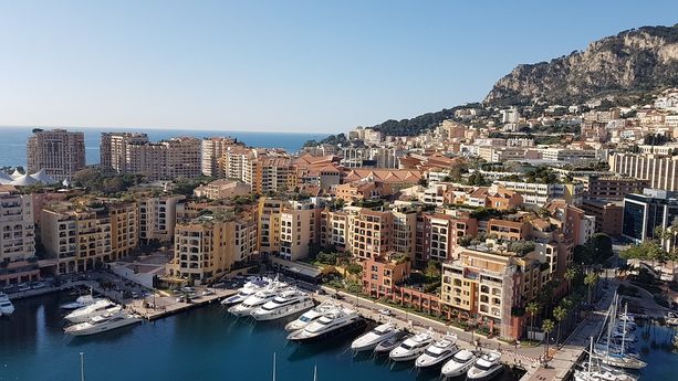 Il Principato di Monaco dà il buon esempio: scudo tariffario per l'elettricità e raccomandazioni a residenti e turisti Il Principato di Monaco dà il buon esempio: scudo tariffario per l'elettricità e raccomandazioni a residenti e turisti