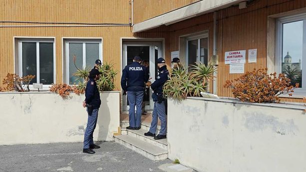 Bimba morta a Bordighera, dall’autopsia emergono trauma cranico e lesioni multiple. Il legale del padre: “Caso complesso, servono gli esami istologici”