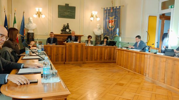 Imperia, in consiglio provinciale il bilancio di previsione, Scajola: &quot;Tra i temi dominanti la realizzazione del biodigestore&quot; (video)