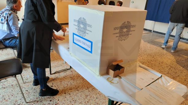 Elezioni Amministrative a Sanremo: partiti e liste civiche in 'surplace'? Cresce l'attesa e impazzano i sondaggi Elezioni Amministrative a Sanremo: partiti e liste civiche in 'surplace'? Cresce l'attesa e impazzano i sondaggi