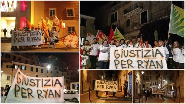 Manifestazione dalla città alta al Comune, Ventimiglia chiede "Giustizia per Ryan" (Foto e video) Manifestazione dalla città alta al Comune, Ventimiglia chiede "Giustizia per Ryan" (Foto e video)
