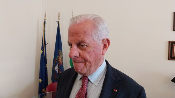 Sospensione maxi bollette di Rivieracqua, "no" di Scajola alla richiesta dei sindacati Sospensione maxi bollette di Rivieracqua, "no" di Scajola alla richiesta dei sindacati