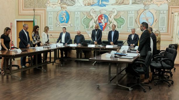Diano Marina, il consiglio comunale respinge la mozione per l’acqua pubblica delle opposizioni. Za Garibaldi: “Risorsa di tutti, stiamo parlando della gestione”