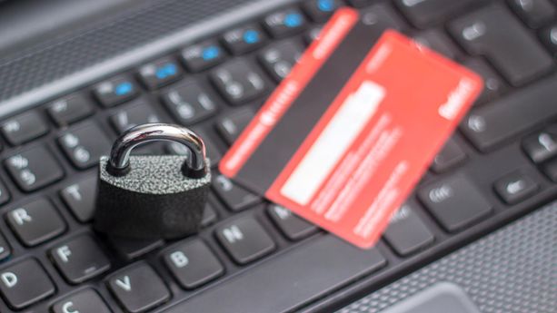 Truffe online: la testimonianza di Sara Tonegutti "Perse alcune centinaia di euro e avute limitazioni inspiegabili da Facebook" Truffe online: la testimonianza di Sara Tonegutti "Perse alcune centinaia di euro e avute limitazioni inspiegabili da Facebook"