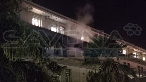 Incendio in Ortopedia al Santa Corona, il processo in Corte d'Assise: le prime testimonianze in aula