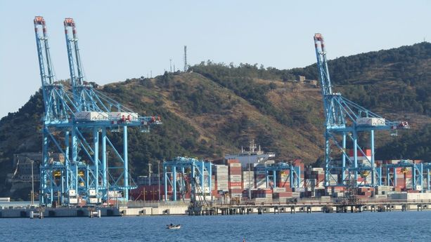 Infrastrutture, i sindaci del "Tavolo Porto" elencano le opere mancanti nel Priimt e spronano la Regione: "Serve maggior confronto" Infrastrutture, i sindaci del "Tavolo Porto" elencano le opere mancanti nel Priimt e spronano la Regione: "Serve maggior confronto"