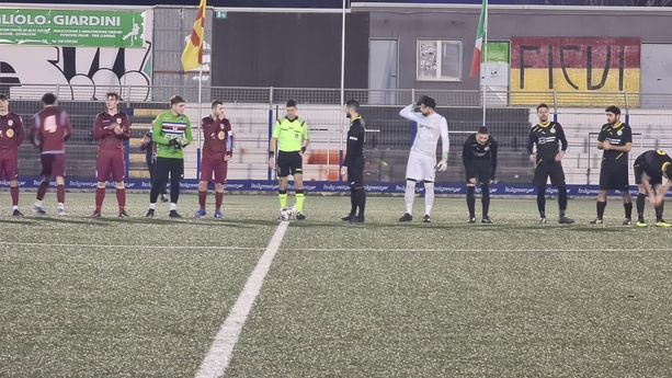 Calcio, Prima Categoria. Il Pontelungo prova a rispondere al Camporosso, live il big match con l'Aurora Calcio, Prima Categoria. Il Pontelungo prova a rispondere al Camporosso, live il big match con l'Aurora
