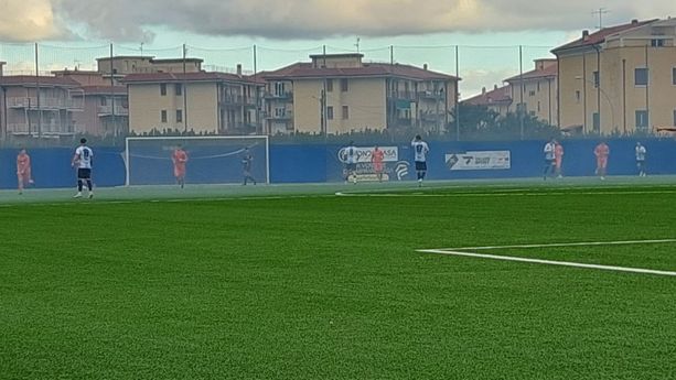 Calcio. Eccellenza. Pietra Ligure, non si può sbagliare con la Sammargheritese: il racconto in diretta dal De Vincenzi (LIVE)