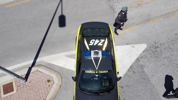 Sanzioni per 230mila euro dai controlli delle Fiamme Gialle sulle strade della Granda Sanzioni per 230mila euro dai controlli delle Fiamme Gialle sulle strade della Granda