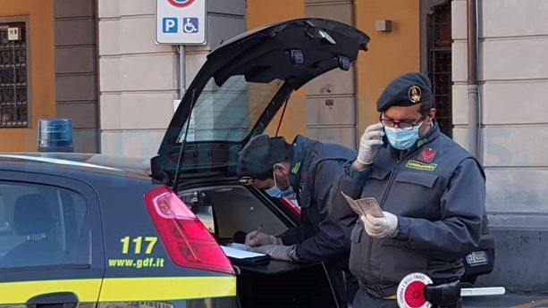 Bra, prestiti usurai con tassi fino al 2500%: agli arresti dipendente infedele di una finanziaria Bra, prestiti usurai con tassi fino al 2500%: agli arresti dipendente infedele di una finanziaria