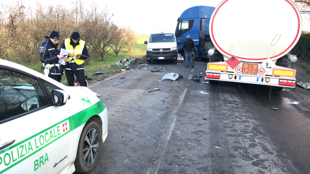 Una 65enne astigiana la vittima dell’ennesimo scontro sulla Provinciale 7