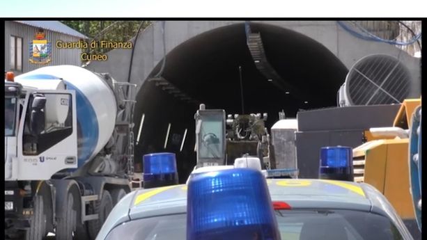 Processo Tenda-Bis, guerra d'interpretazione giuridica: può essere rubato qualcosa che si detiene?