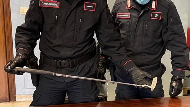 Perseguita una coppia di coniugi per sette anni, i carabinieri arrestano uno stalker