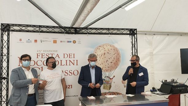 Festa dei Nocciolini di Chivasso: Ascom e amministrazione danno ufficialmente il via alla manifestazione