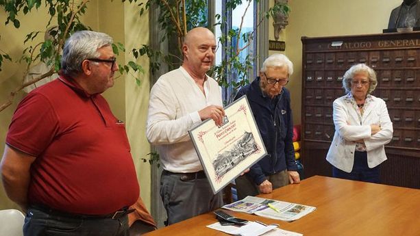 Pinerolo: festa a sorpresa per i 90 anni dell’architetto Franco Carminati Pinerolo: festa a sorpresa per i 90 anni dell’architetto Franco Carminati