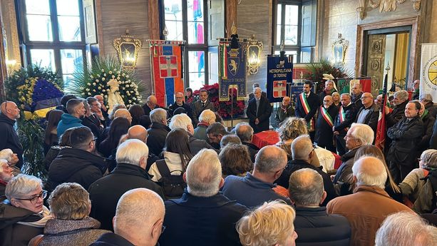 Una folla commossa rende omaggio a Maria Grazia Sestero: “Impegno e passione civile” Una folla commossa rende omaggio a Maria Grazia Sestero: “Impegno e passione civile”