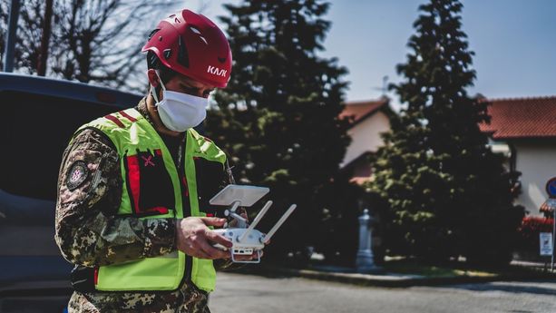 I reati ambientali adesso si combattono "dall'alto": c'è l'accordo con l'Arpa per l'uso dei droni I reati ambientali adesso si combattono "dall'alto": c'è l'accordo con l'Arpa per l'uso dei droni