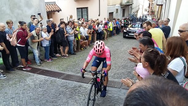 Domani il Giro arriva nel Pinerolese senza festa: traguardo a Sestriere Domani il Giro arriva nel Pinerolese senza festa: traguardo a Sestriere