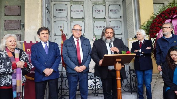 Dal 'pennone della memoria' intitolato ad Erbstein alla messa alla Basilica: tutti gli eventi dedicati al Grande Torino Dal 'pennone della memoria' intitolato ad Erbstein alla messa alla Basilica: tutti gli eventi dedicati al Grande Torino